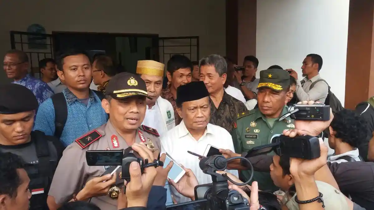 400 Anggota TNI Bantu Amankan Demo 4 November di Makassar