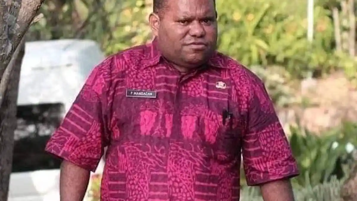 Berikut Profil Frengki Mandacan, Birokrat Handal yang Siap Bertarung di Pilkada Mansel 2024