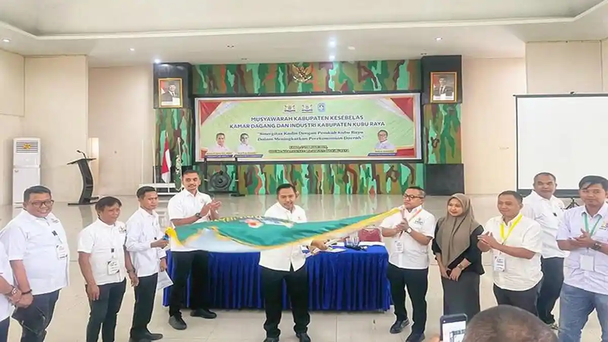 Terpilih Aklamasi, H Mansur Zahri Pimpin Kadin Kubu Raya