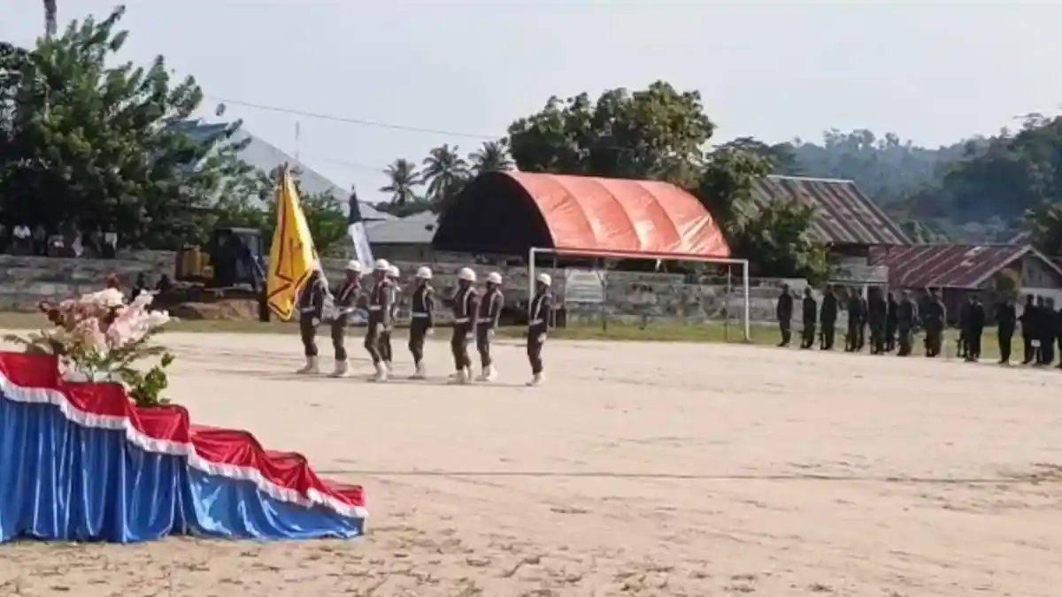 HUT ke 13 Taliabu: Upacara Khidmat dan Semangat 'Terang Merata'