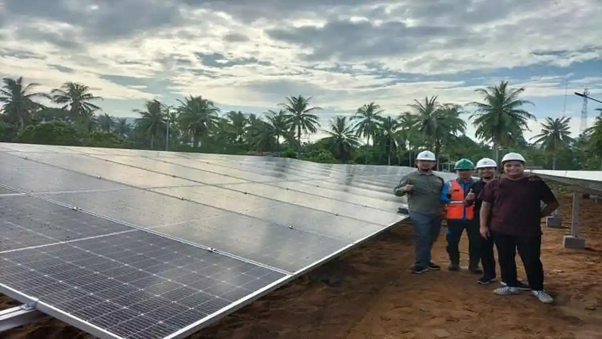PLN Kembangkan Pembangkit Listrik Tenaga Surya di Perbatasan