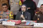 Pj-Bupati-Lumajang-Indah-Wahyuni-luruskan-kabar-miring-soal-penggerebekan.jpg