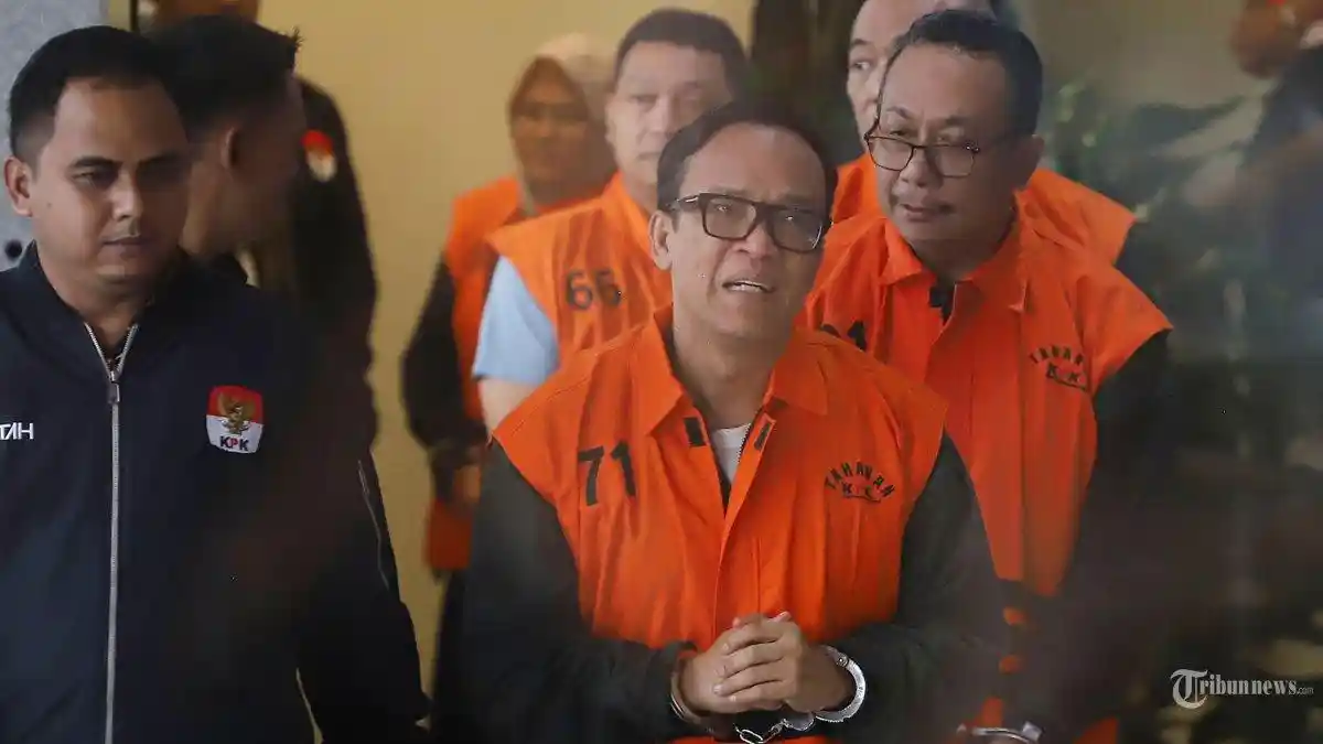 Prabowo Pecat Immanuel Ebenezer dari Wamenaker Usai Jadi Tersangka