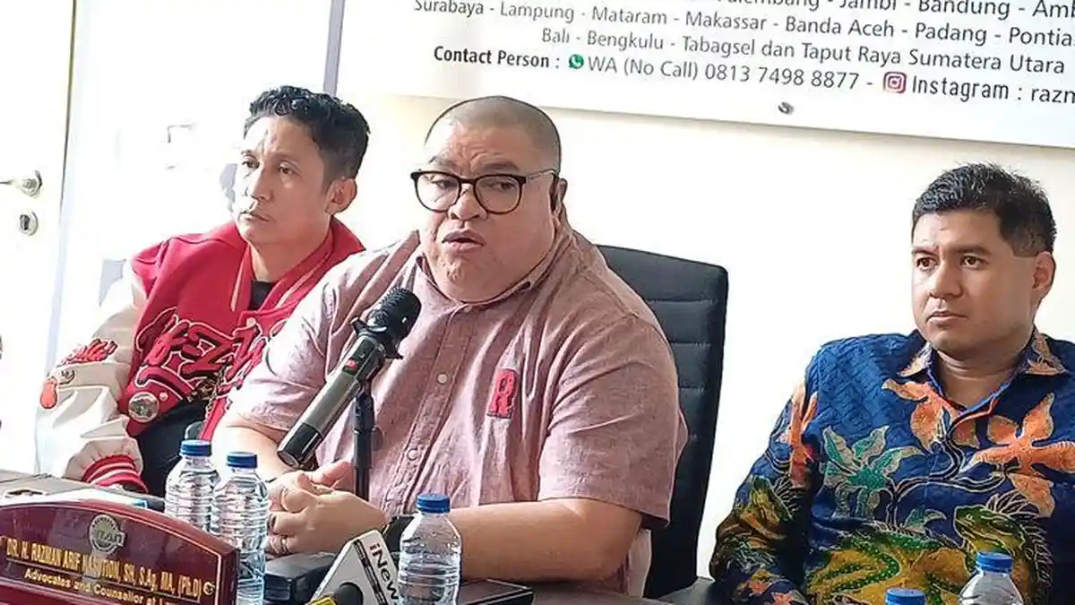 IMBAS Naik Meja Saat Sidang, Firdaus Oiwobo Resmi Dipecat KAI, Razman Nasution Singgung Masa Lalu