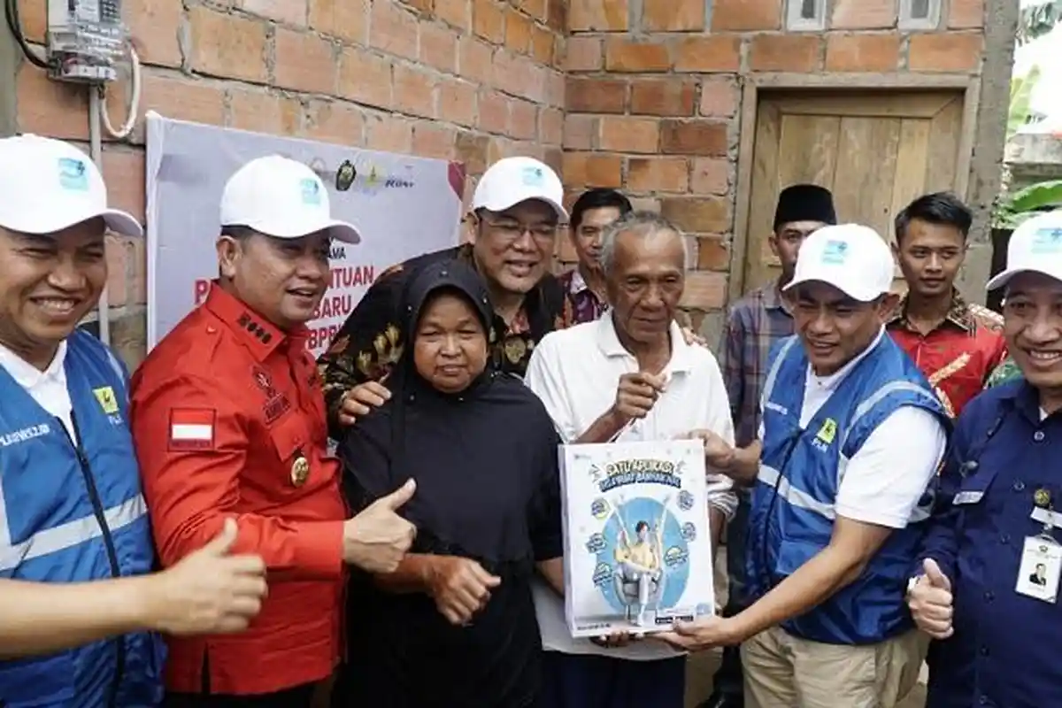Hadirkan Listrik Bagi Masyarakat Kurang Mampu,PLN UID S2JB Rampungkan 2412 Listrik Gratis di Sumsel