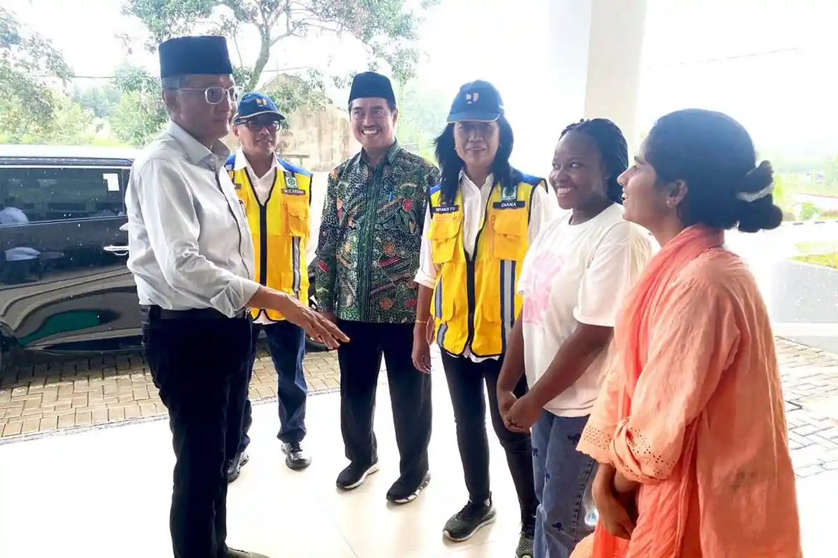 Menteri PU Kunjungi Rusunawa II Unsoed Purwokerto