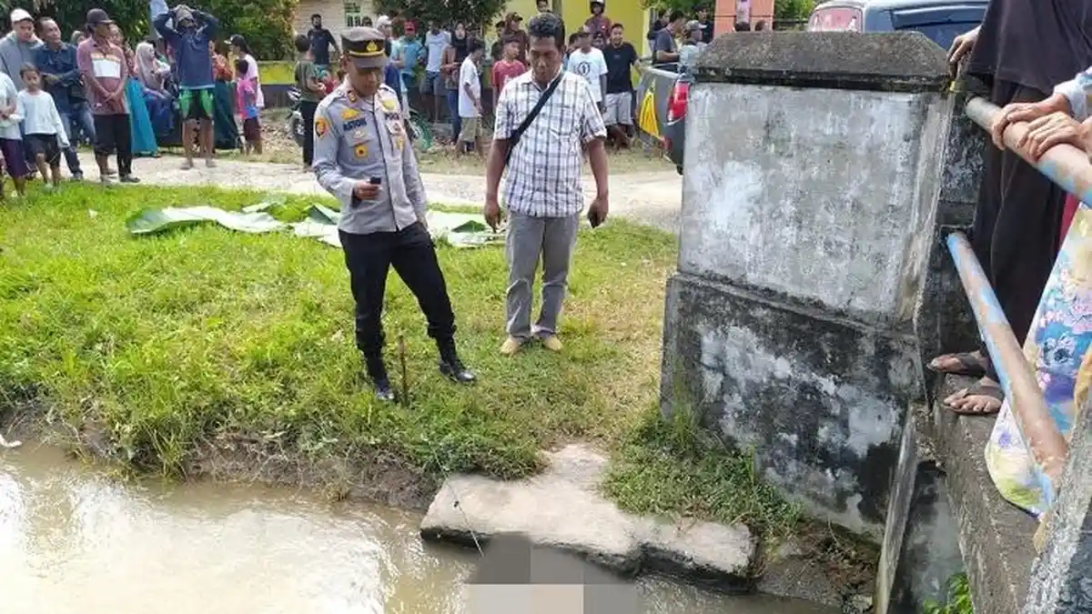 Penemuan Mayat Pria di Irigasi BK 13 OKU Timur, Identitas Belum Diketahui