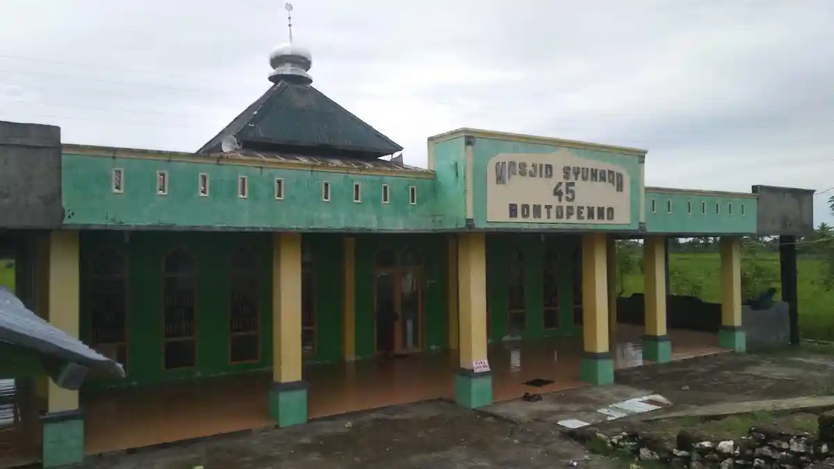 Andi Sose Bangun 5 Masjid Syuhada 45 di Barru