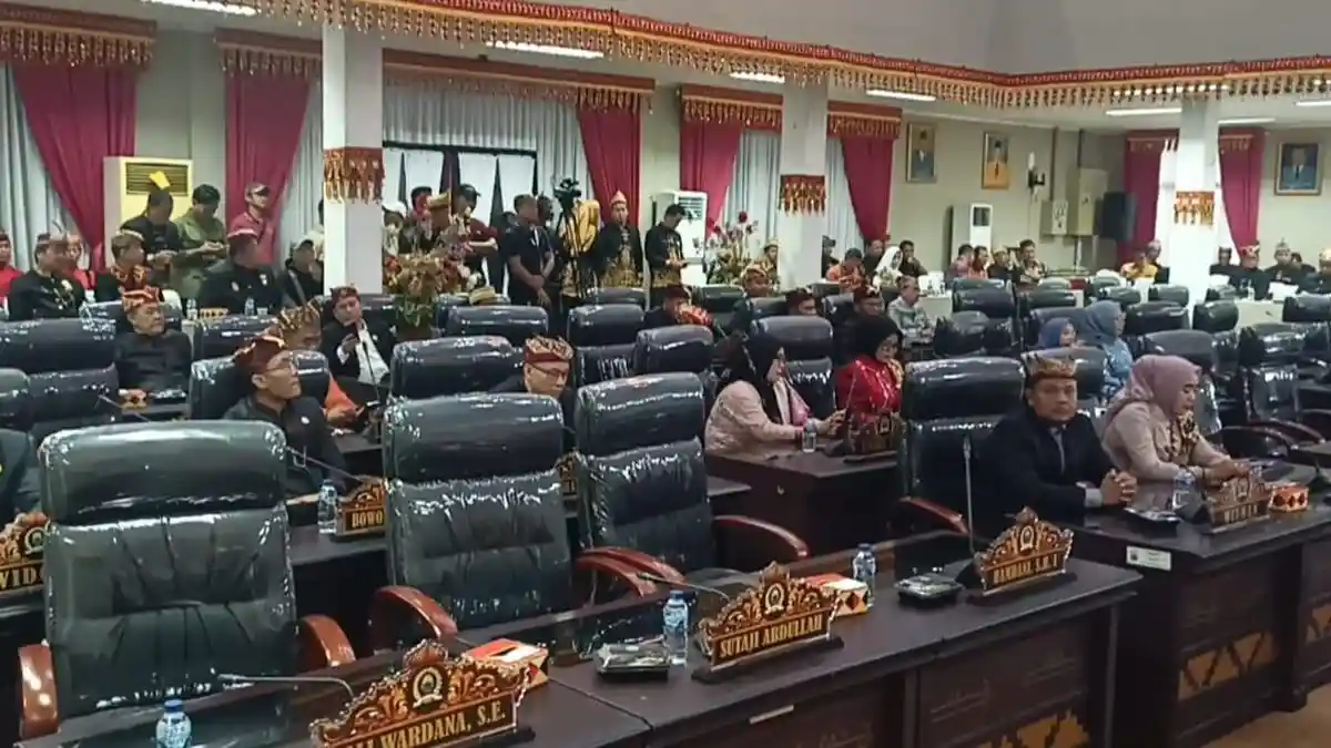 Paripurna HUT Lampung Selatan Sepi Pejabat, 19 Anggota DPRD dan Plt Bupati Tak Hadir