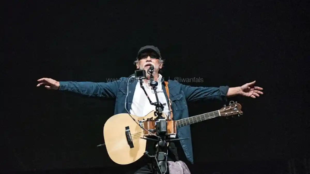 Lirik dan Kunci (Chord) Gitar Lagu 'Yang Terlupakan' - Iwan Fals