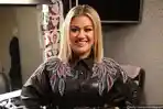 kelly-clarkson-bnbnbn.jpg