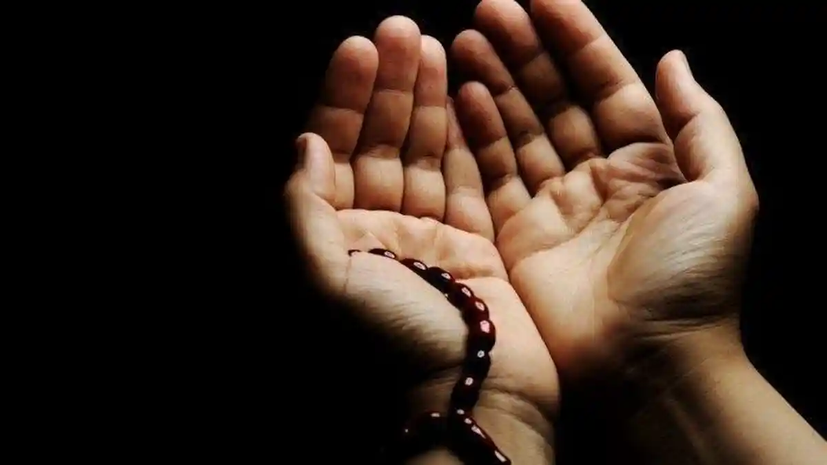Bacaan Dzikir serta Doa Setelah Sholat dalam Bahasa Arab