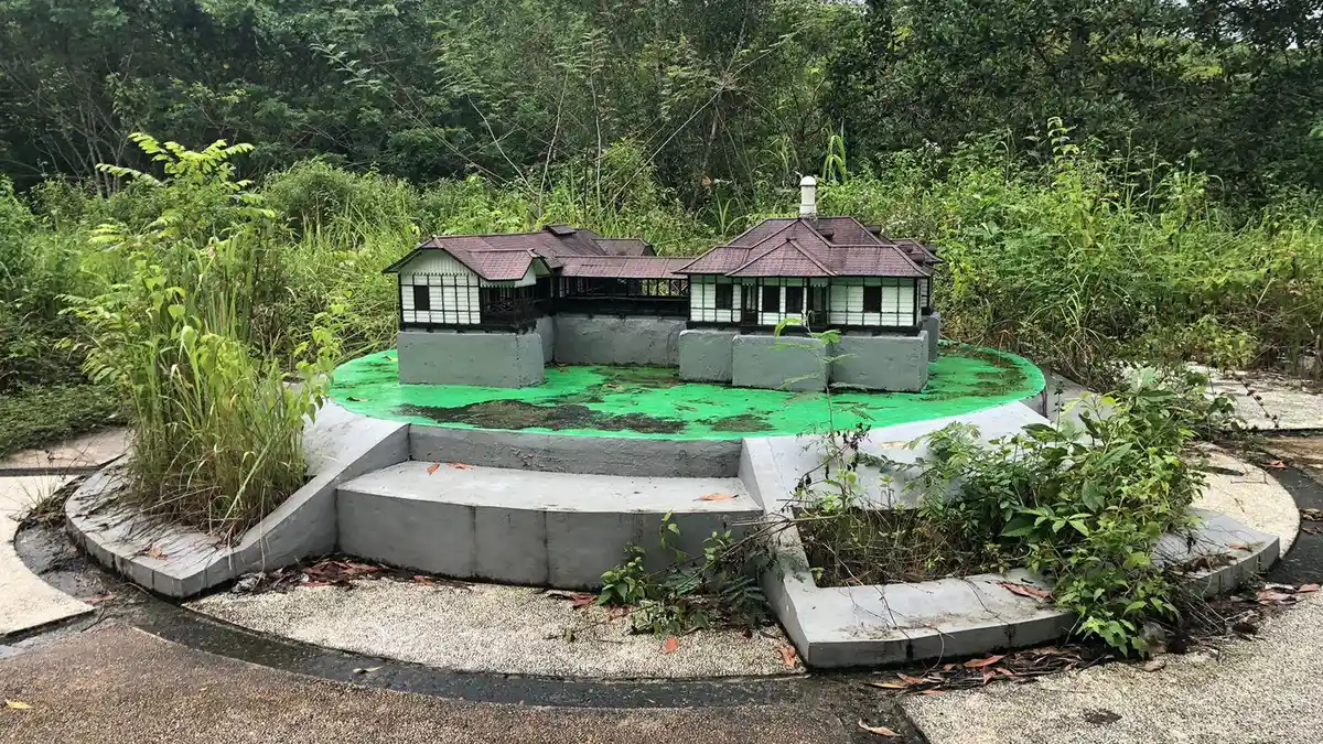Digadang jadi Objek Wisata Unggulan, Taman Replika Kerajaan dan Monumen Dunia di Kukar Terbengkalai