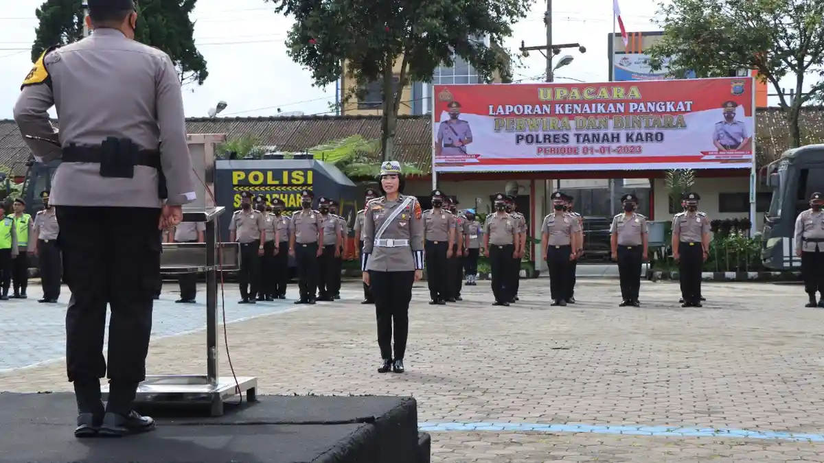 38 Personil Polres Karo Naik Pangkat, Kapolres: Tingkatkan Kemampuan Untuk Pelayanan Masyarakat