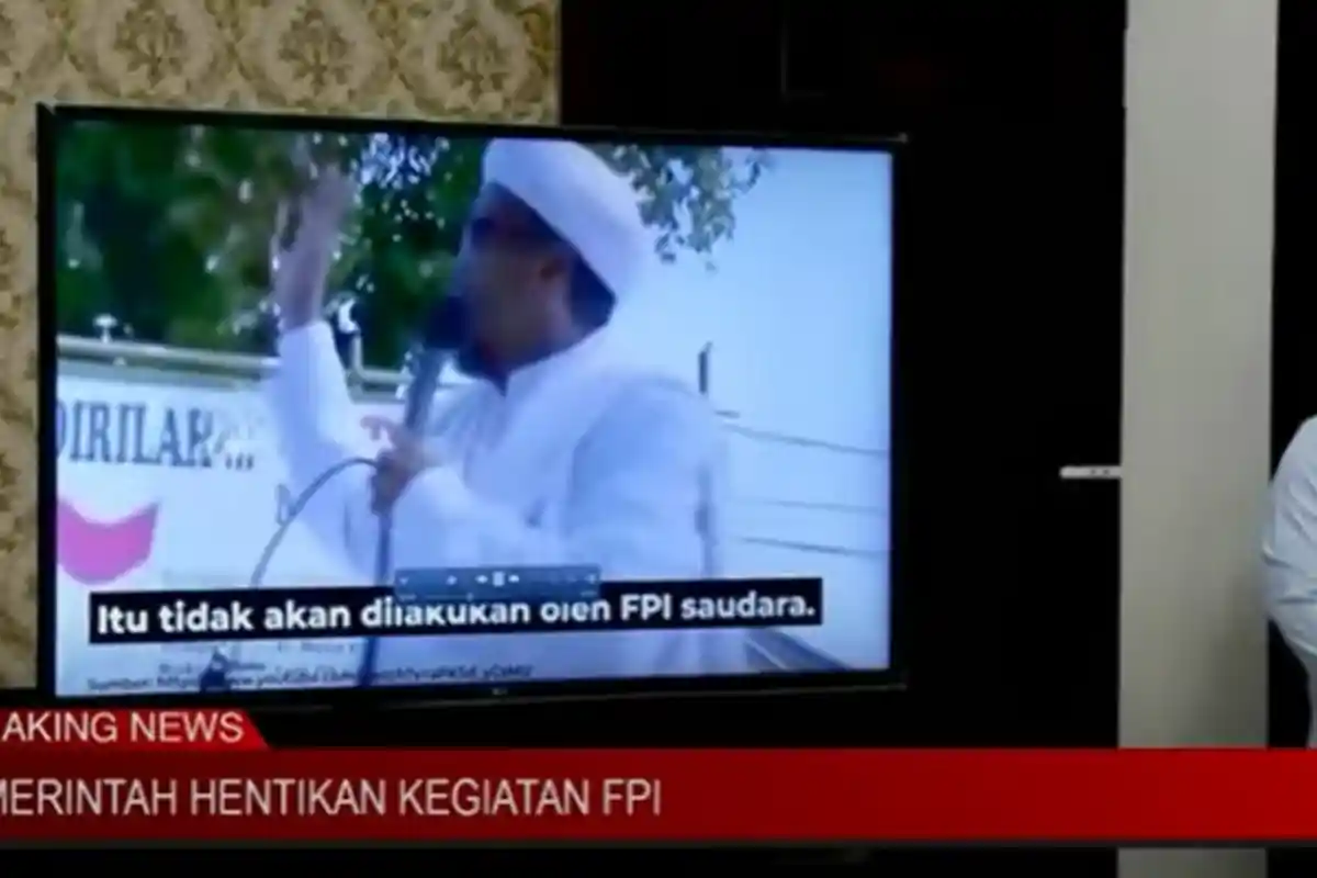 Jadi Satu Alasan Kegiatan FPI Dihentikan, Mahfud MD Tunjukkan Video Rizieq Shihab saat Dukung ISIS