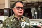 Sekdaprov-Jawa-Timur-Adhy-Karyono-menanggapi-terkait-rencana-pengenaan-pajak-mobil-listrik.jpg