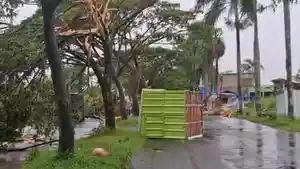 ANGIN-KENCANGrrr.jpg