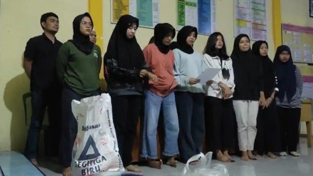 Nasib Kelompok Mahasiswa Hina Desa Kubu Kandang Kena Sanksi Adat