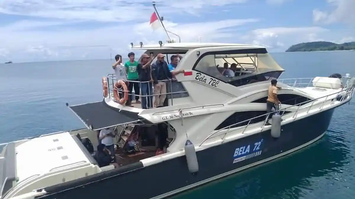 Breaking News: Speedboat Bawa 2 Jenazah ke Ternate Alami Mati Mesin, Ini Penjelasan Kadinkes Taliabu