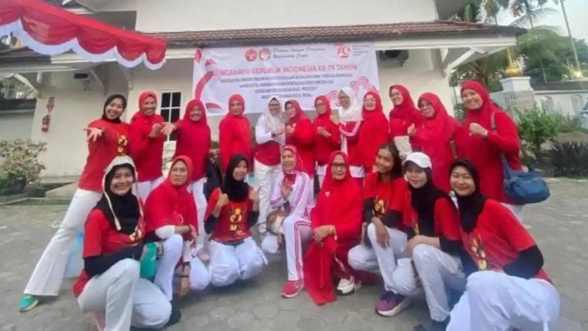 Sambut Hari Kemerdekaan RI, DWP UNJA Gelar Berbagai Perlombaan