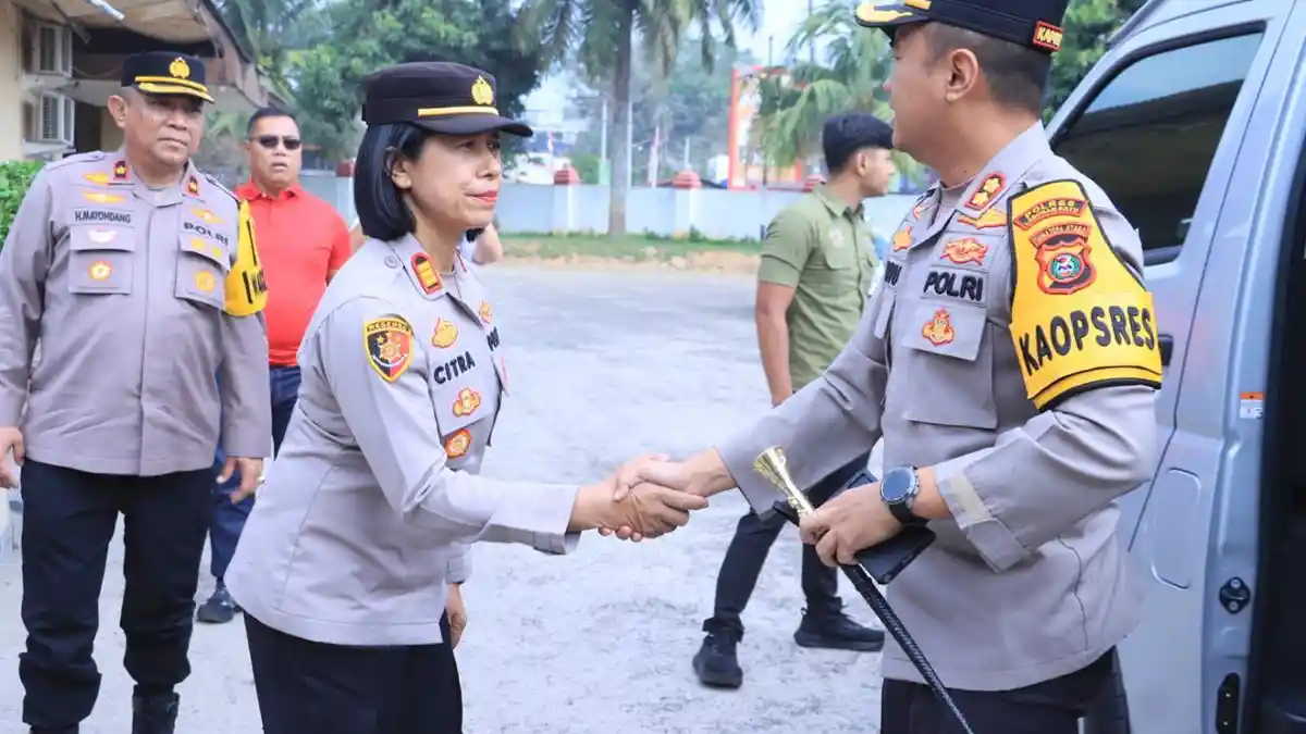 Kapolres Labuhanbatu Kunjungi Polsek Kualuh Hulu, Tekankan Disiplin dan Pelayanan Humanis
