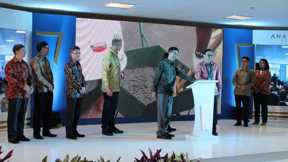 Astra International 'Topping Off'  Menara Astra dan Anandamaya Residences