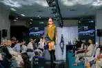 Model Cilik Jambi Agni Chayra Ahmad Tampil di Tangerang Modest Fashion Week dan IMC Center