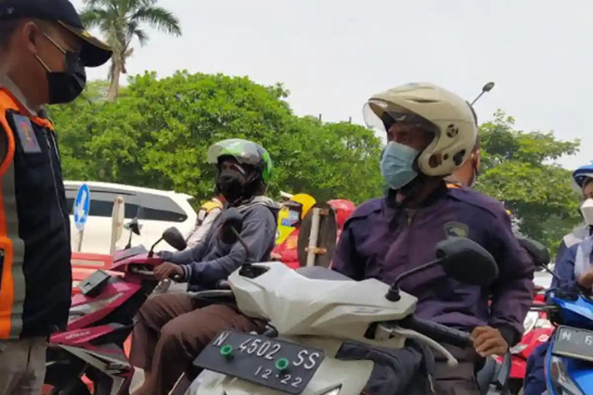 Aturan Masuk Surabaya Selama PPKM Darurat, Bawa Bukti Vaksin atau Surat ini untuk Plat-plat Tertentu