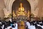 Umat Lakukan Puja Bhakti Sambut Perayaan Waisak 2558 TB