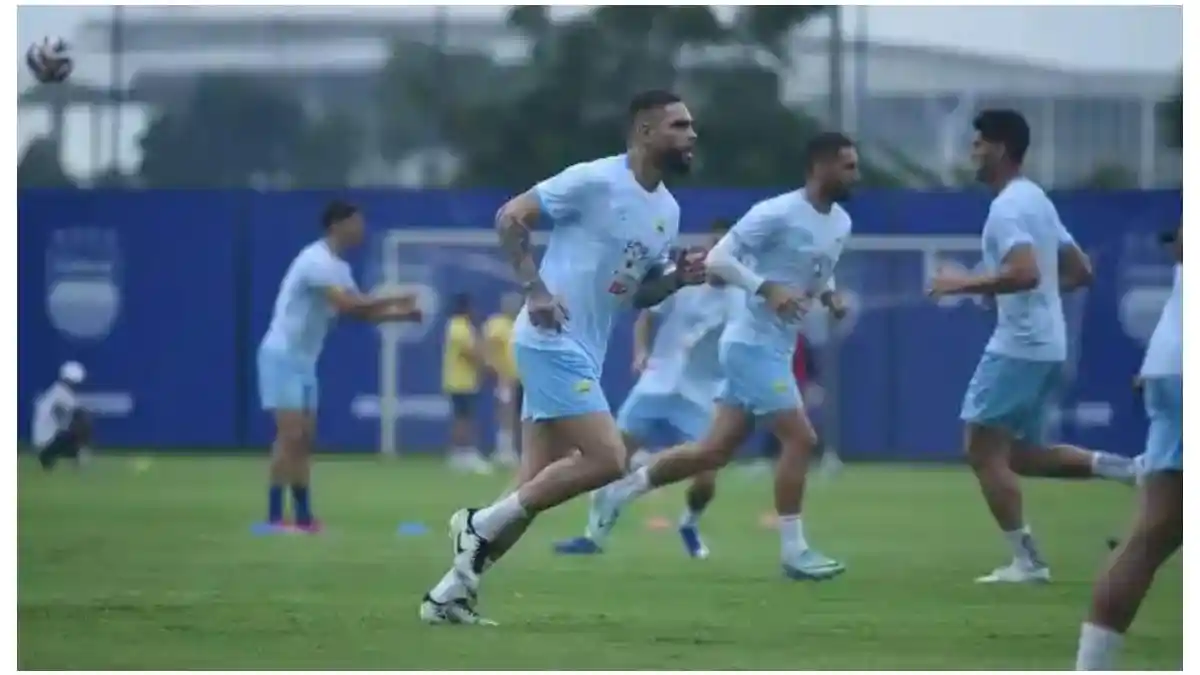 Ahmed Darwish Pimpin Laga Persib Bandung vs Ratchaburi, Pernah Sanksi Asnawi Mangkualam dan Klok