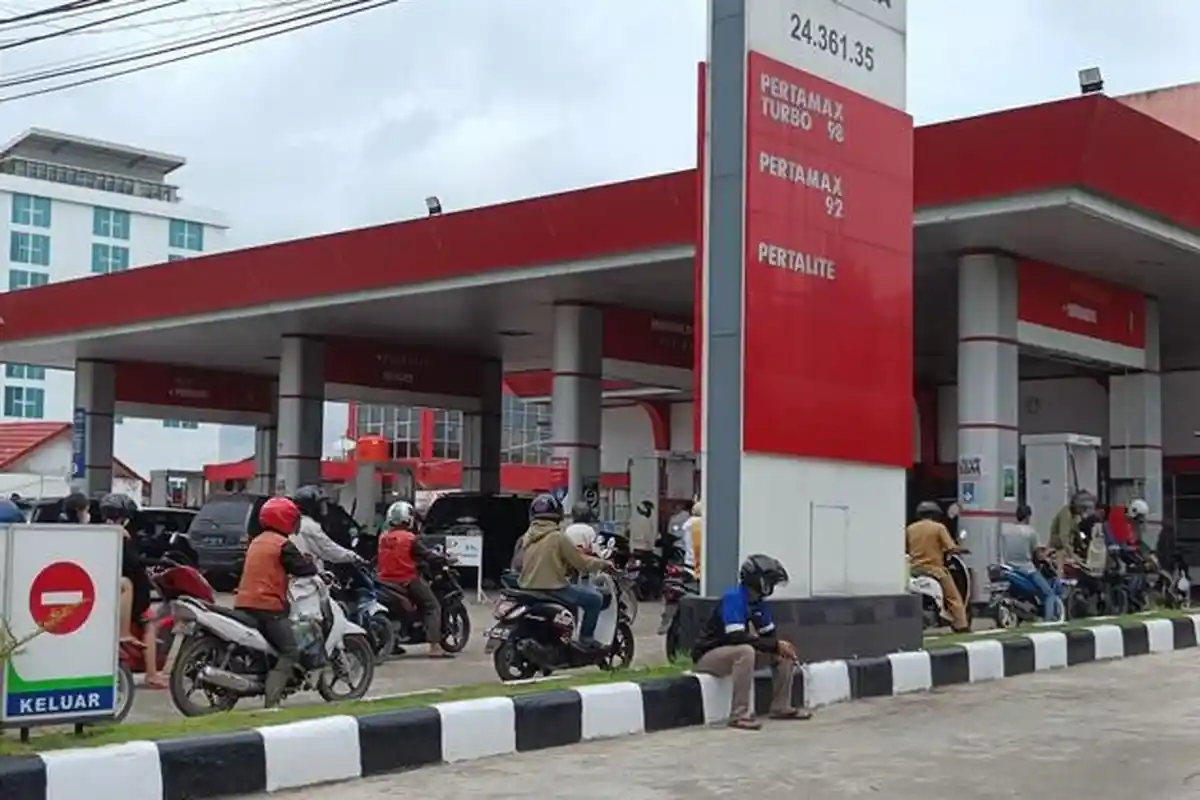 Komisi II DPRD Kota Jambi Pertanyakan Antrean Mengular di SPBU