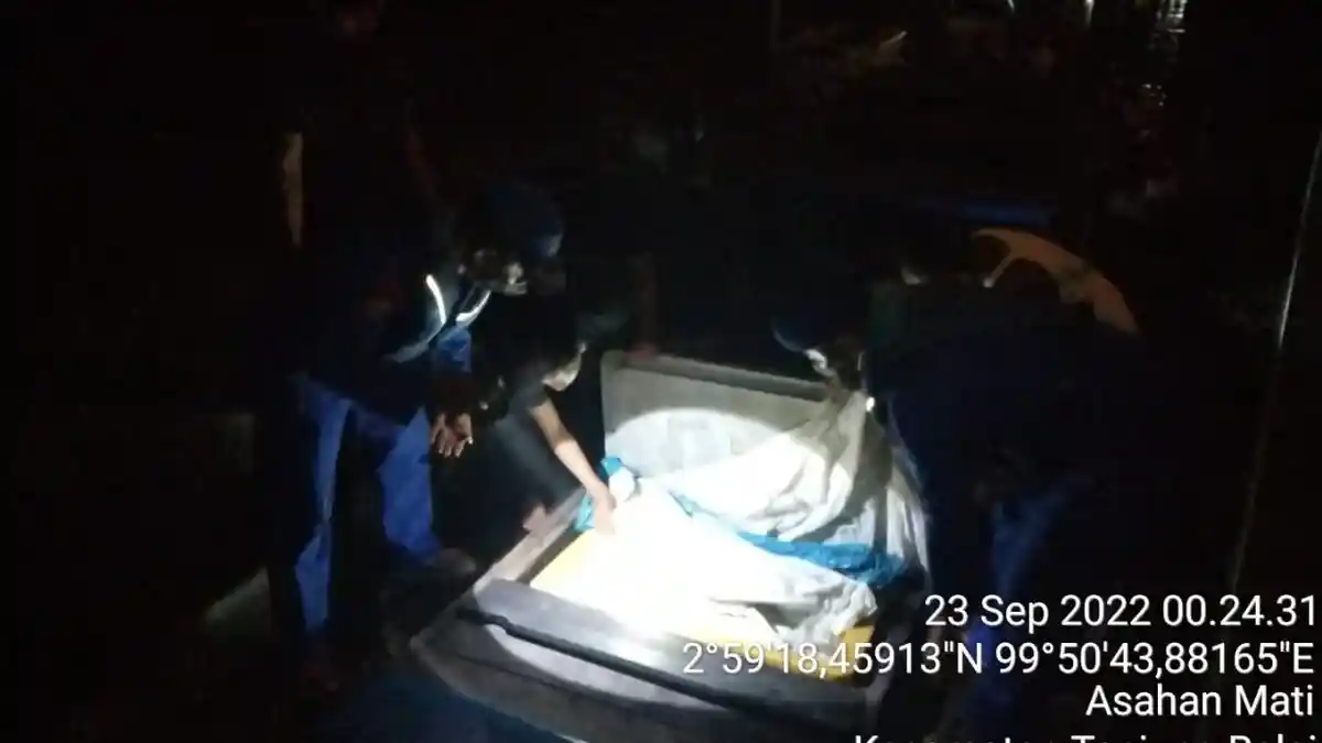 Pulang Melaut Kapal Nelayan Tanpa Nama di Hentikan Personil Satpolair Polres Tanjungbalai