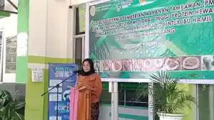 drg-retnowati-saat-memberikan-sambutan.jpg