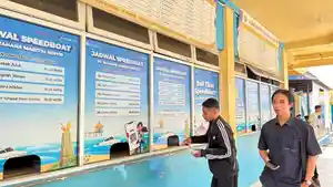 Counter-tiket-di-Pelabuhan-Kayan-II-17042026.jpg