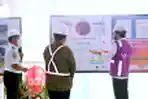 Presiden Jokowi Tinjau Perkembangan Proyek LRT Jabodebek