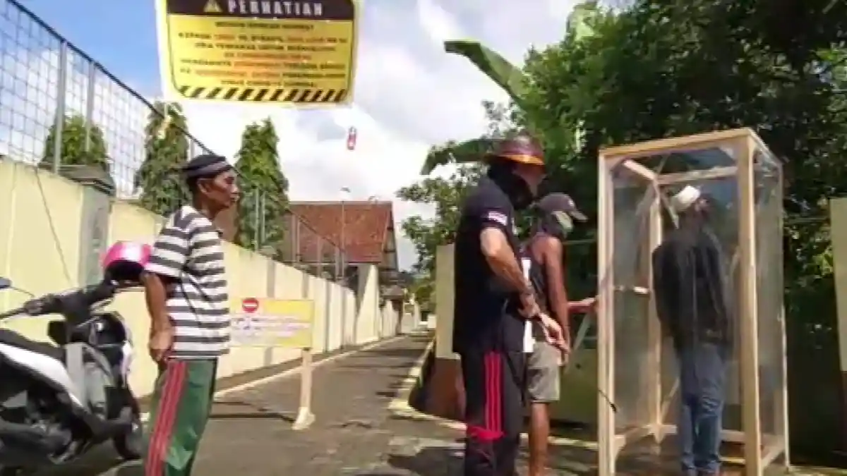 Tangkal Covid-19, Warga Kampung Cidahu Tasikmalaya Bentuk Satgas Kampung