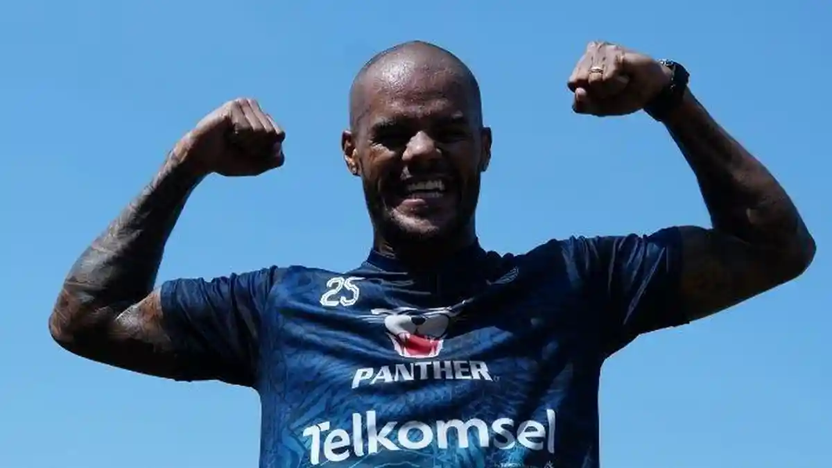 RITUAL DAVID Da Silva Bawa Persib Bandung Unggul 1-0 Dari Madura United