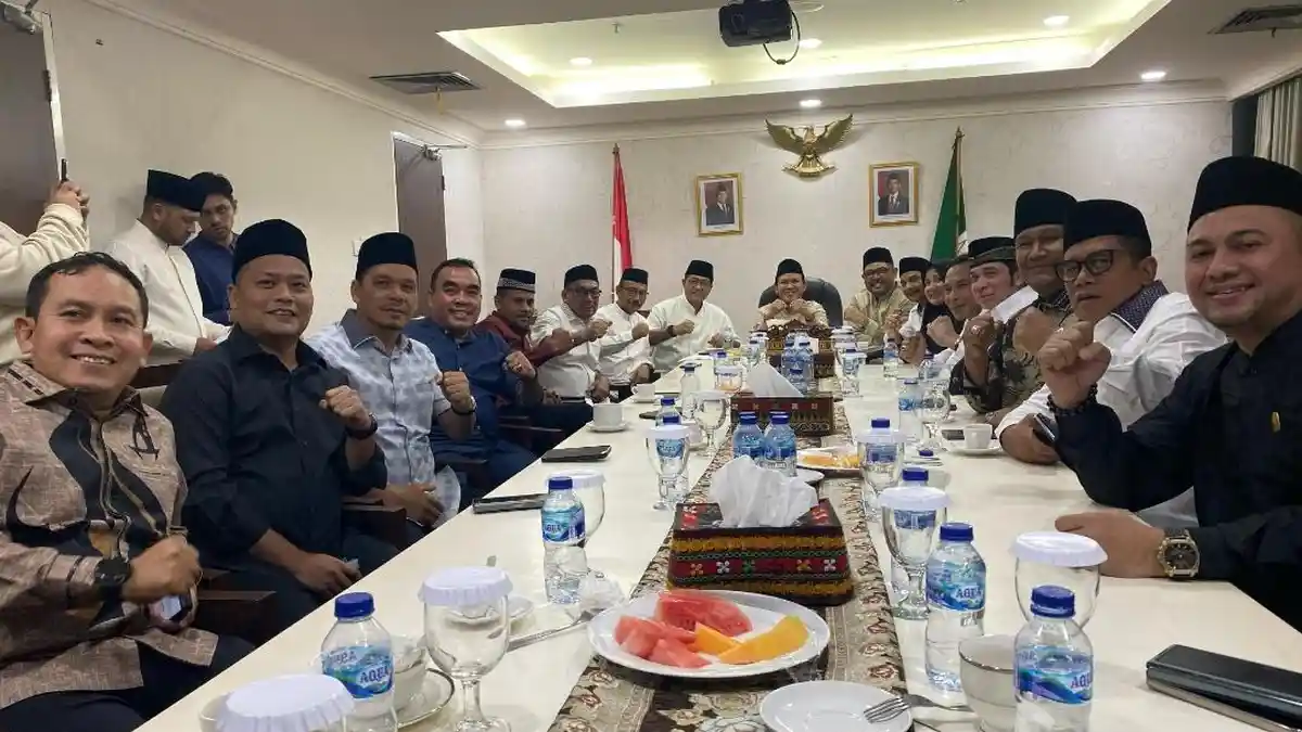 Usai Bukber Bersama Forbes DPD/DPR RI Dan Masyarakat Aceh, Wagub Fadullah Bahas Dana Otsus Aceh 
