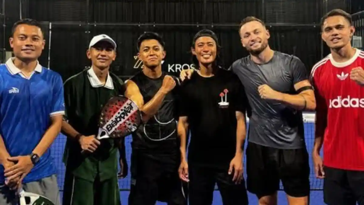 Padel, Olahraga Hits yang Ramah Usia dan Kini Mewabah di Bandung