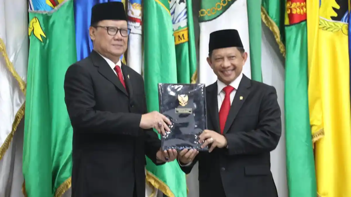 Presiden Jokowi Dinilai sedang 'Menyelamatkan' Nama Baik Tito Karnavian
