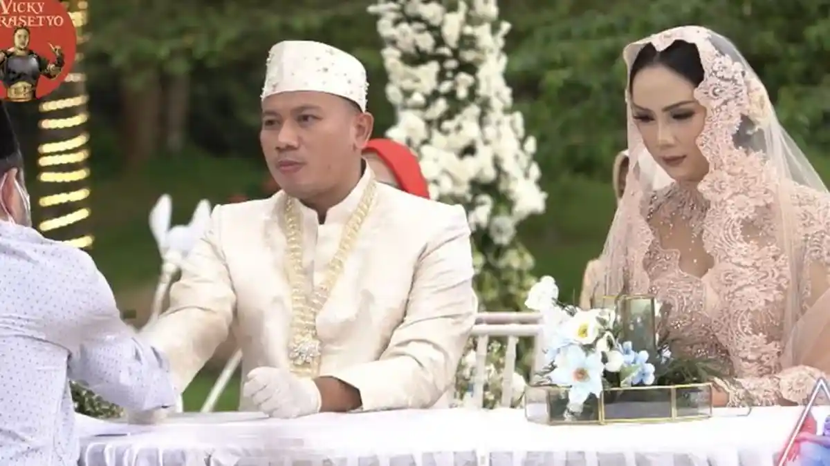Vicky Prasetyo Resmi Nikahi Kalina Ocktaranny, Disiarkan Langsung di Youtube