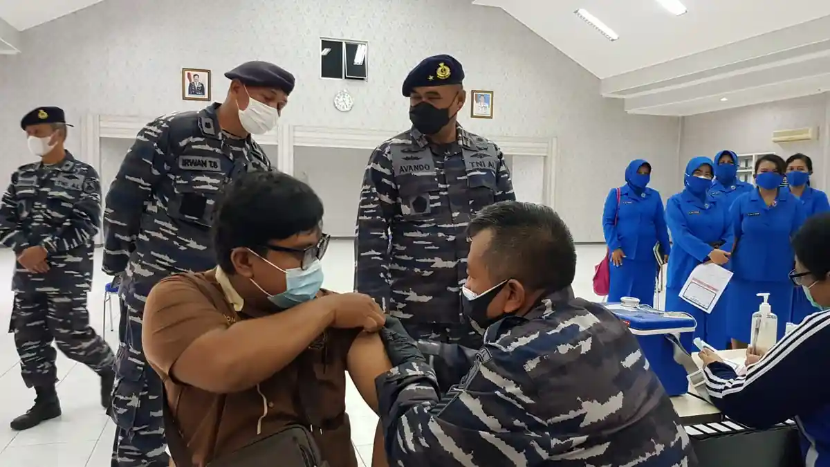 STTAL Dua Hari Beruntun Gelar Vaksinasi termasuk untuk Anak