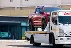 Jangan Dianggap Sepele, Ini Dampak Mobil Menghantam Lubang Jalan