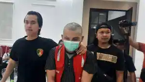 Daniel-Sihombing-pelaku-pembunuhan-mayat-dalam-lemari-jambi.jpg