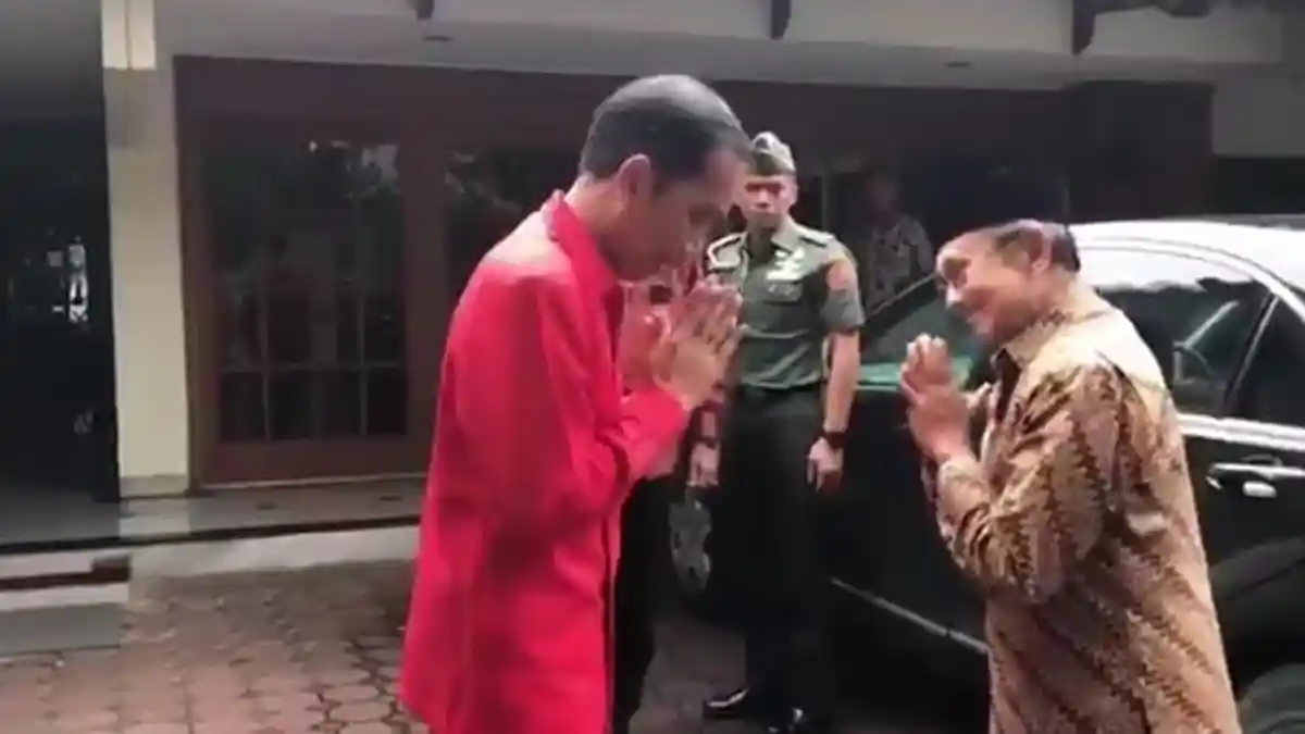 Pantau Habibie, Pemerintah Sehari 2 Kali Komunikasi