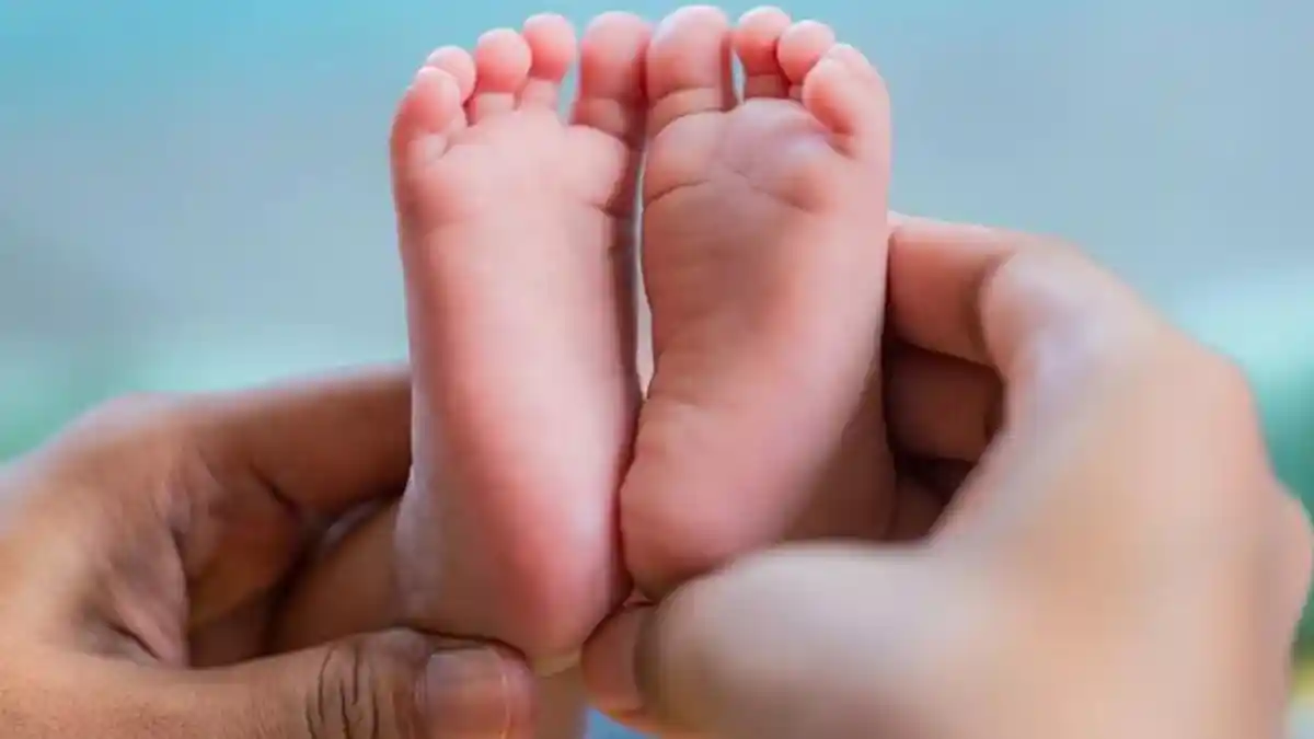 8 FAKTA Bayi di Jakarta Utara Diduga Tertukar saat di Rumah Sakit, Bayi Meninggal atau yang Hidup?