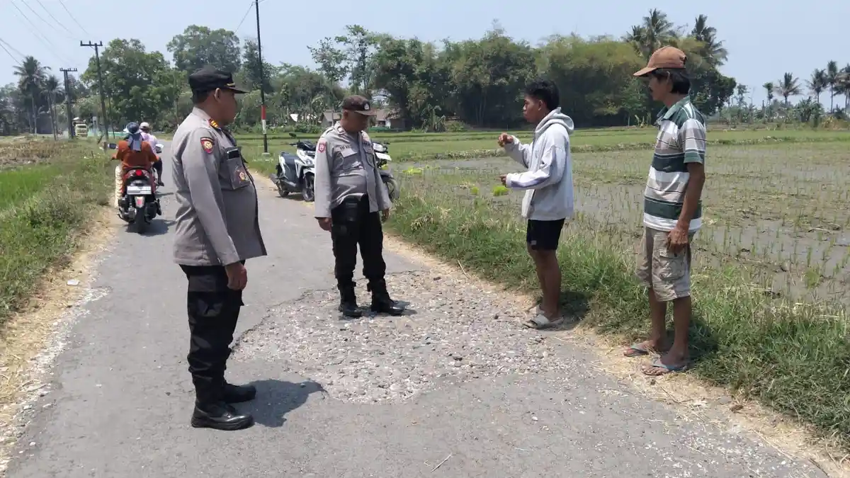 Begal Bersenjata Celurit Rampas Motor Remaja 17 Tahun di Lumajang
