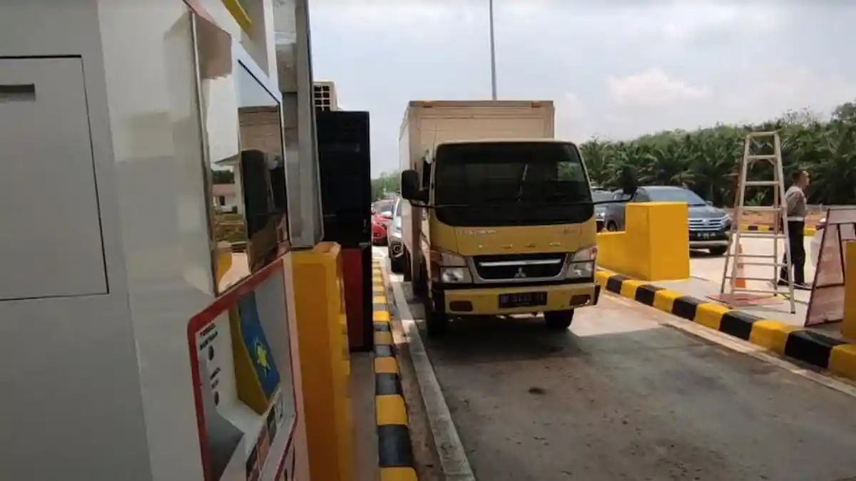 Dalam Sehari, 8500 Kendaraan Keluar Masuk Tol Kisaran