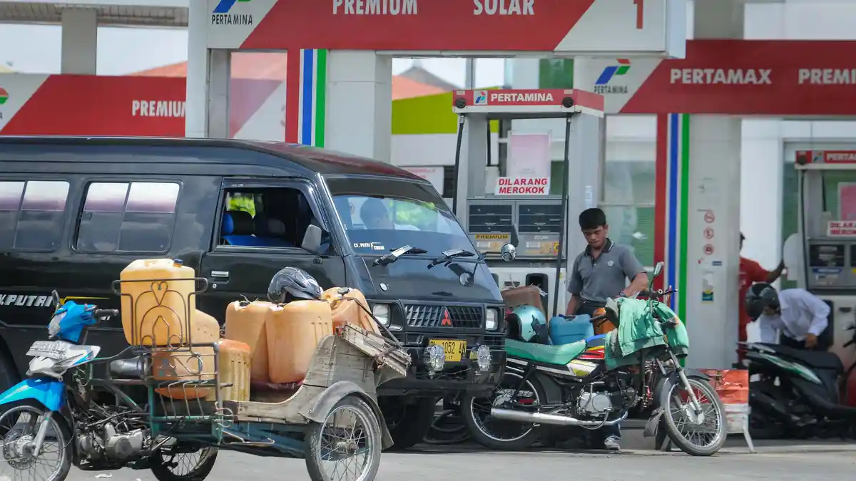 Subsidi BBM Diperkirakan Bengkak Hingga Rp 240 Triliun