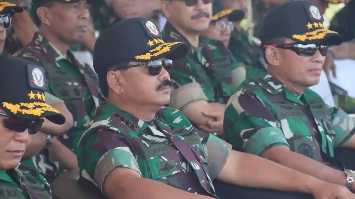 Panglima TNI Tinjau Latihan Angkasa Yudha di Lumajang